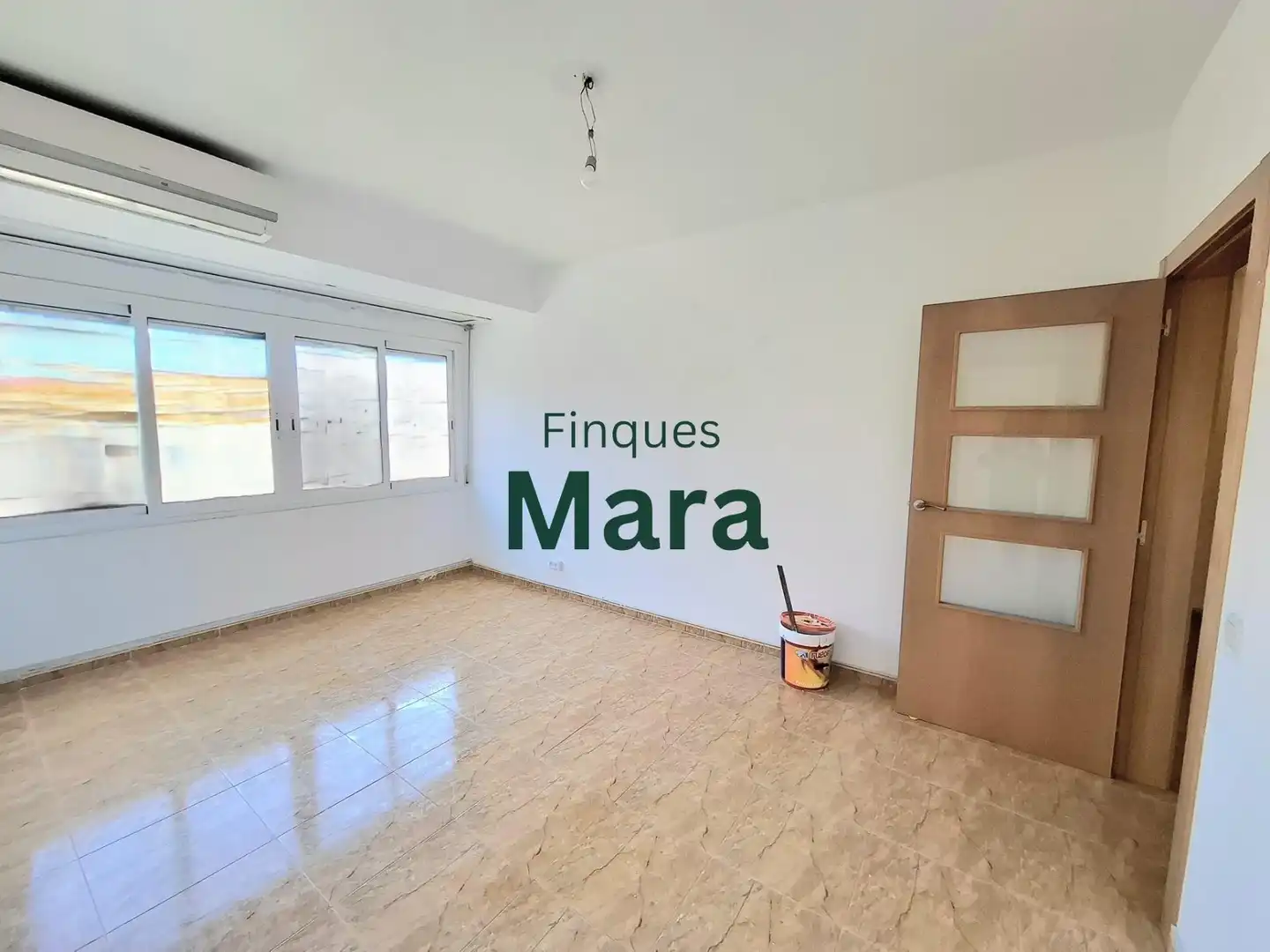 Piso en venta en Sant Boi de Llobregat con Aire acondicionado y Balcón