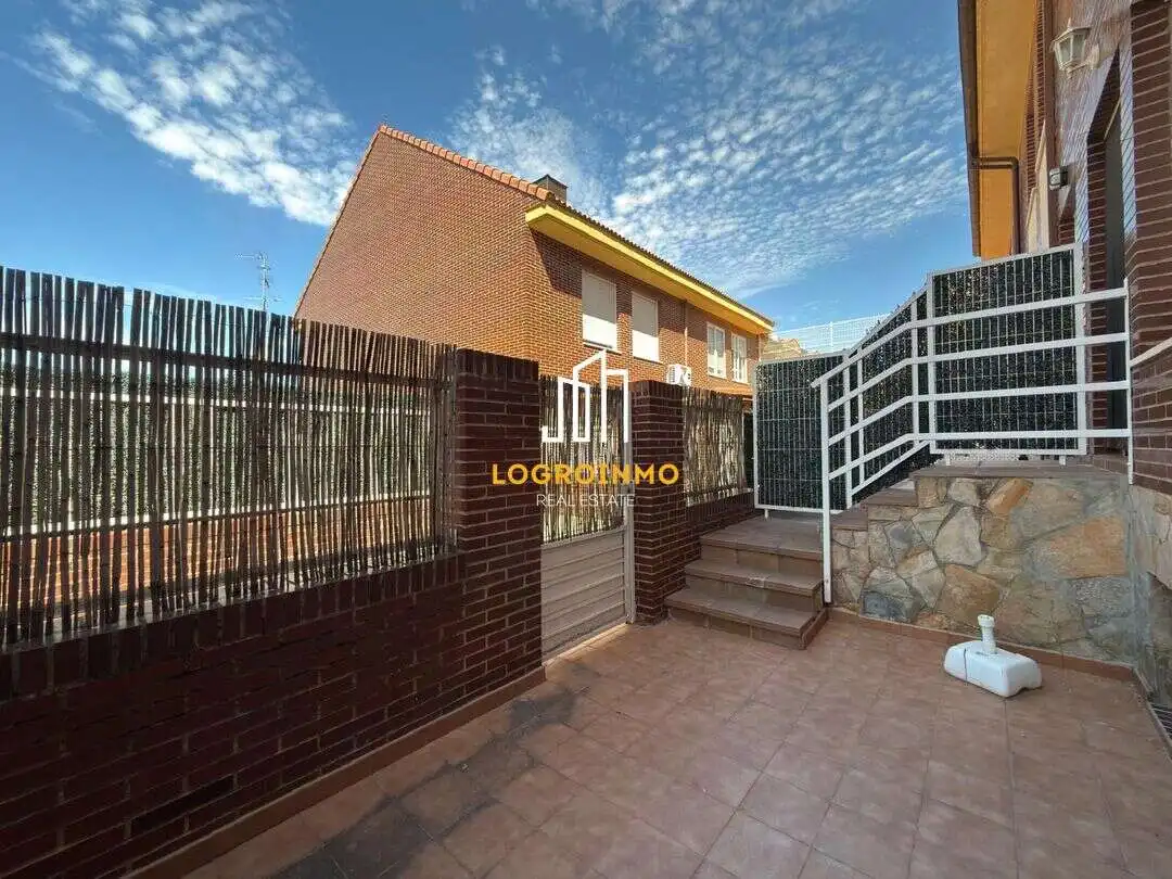 Adosado con piscina en venta en Villamediana de Iregua, imagen 57