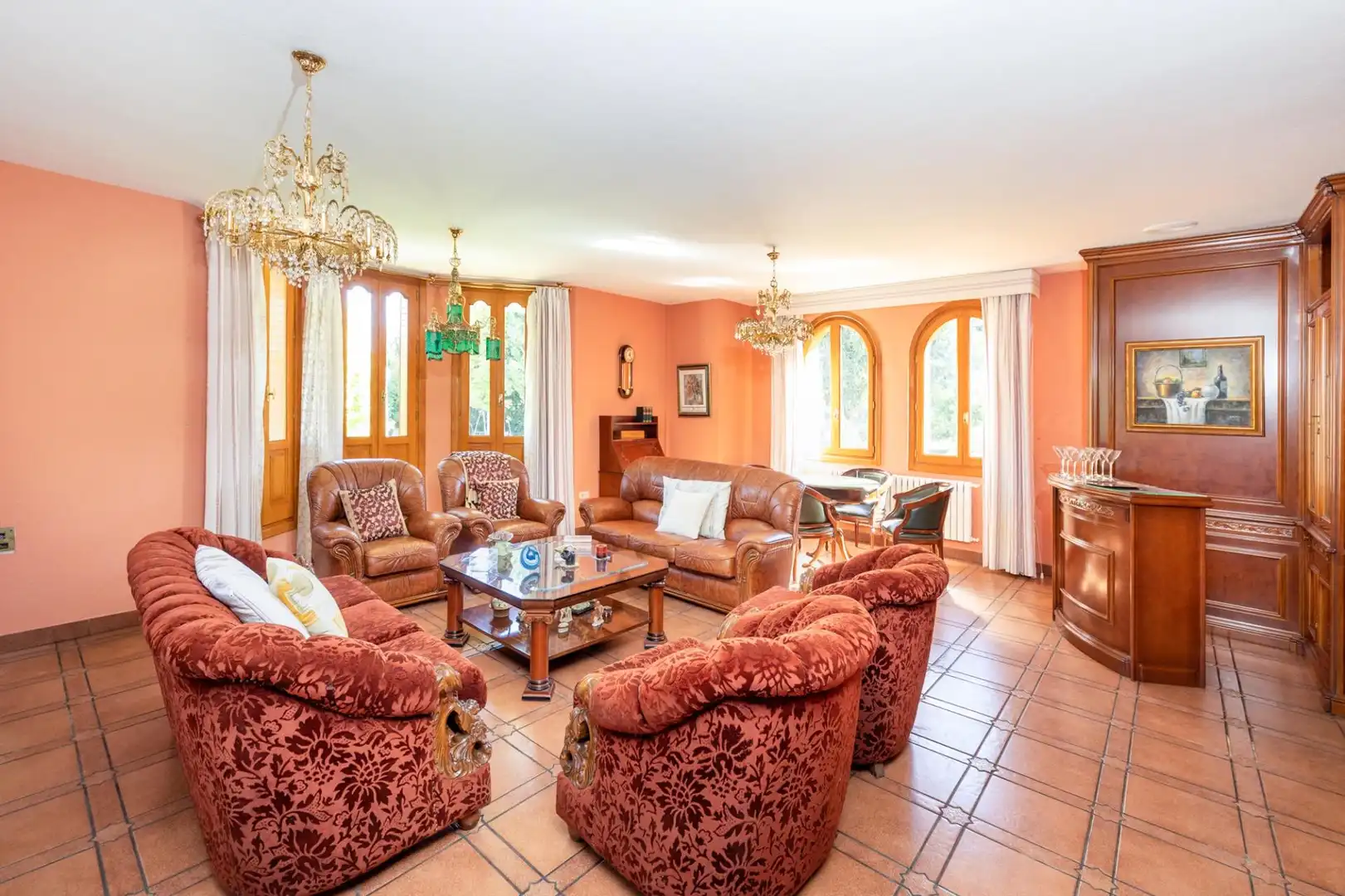 Sala d'estar de Casa o xalet en venda en Baza amb Aire condicionat, Calefacció i Jardí privat