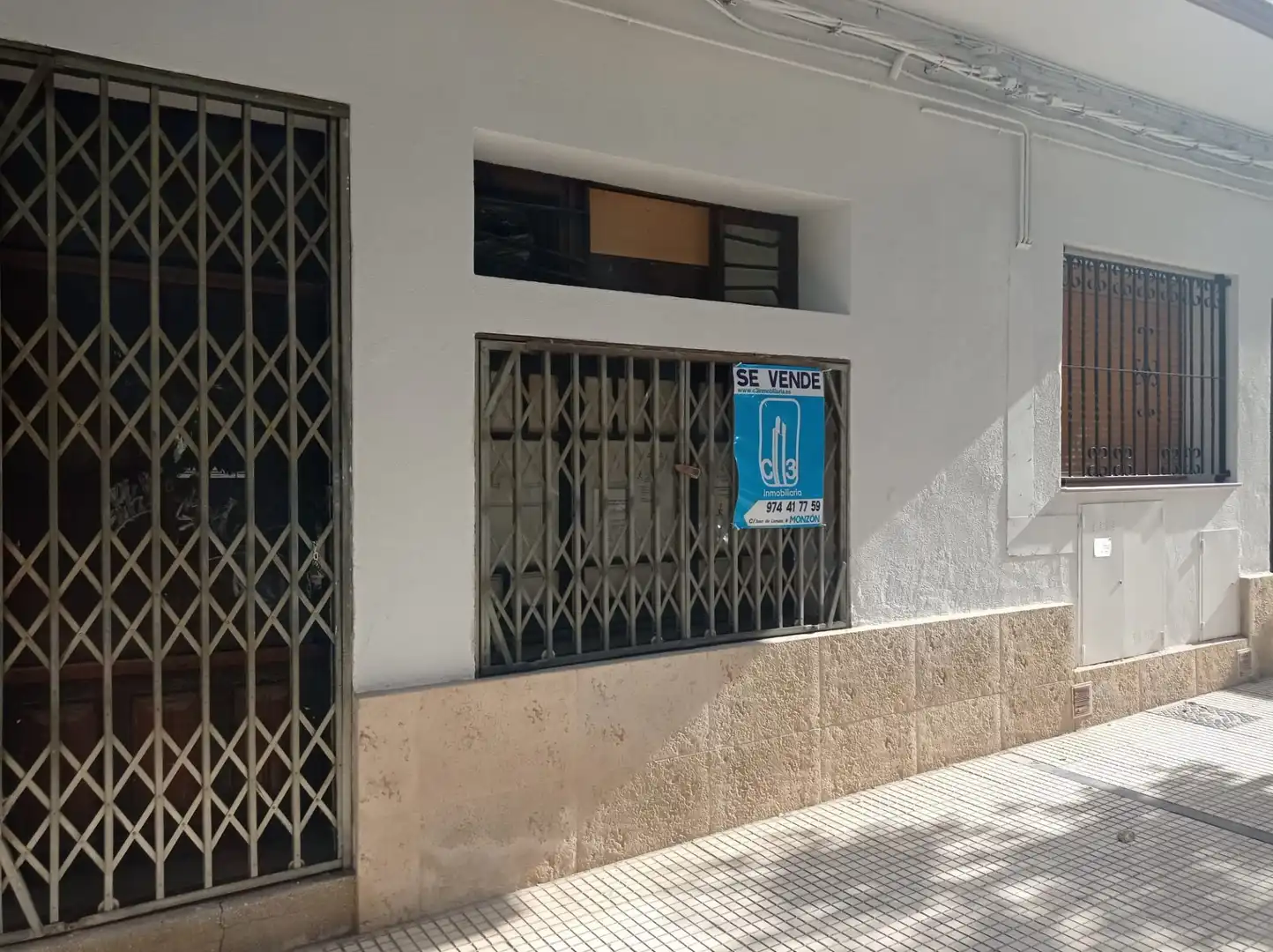 Local comercial en venda a Monzón, imagen 5