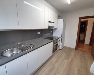 Kitchen of Flat to rent in  Lleida Capital  with Heating, Furnished and Balcony