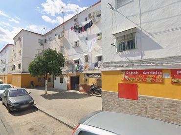 House for sale in CL. CANDELARIO