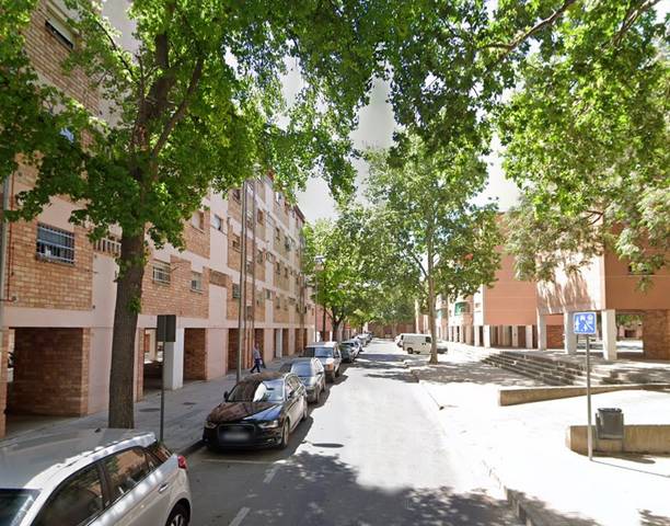 Piso en Venta en Rossinyol en Joc de la Bola - Camps d'Esports