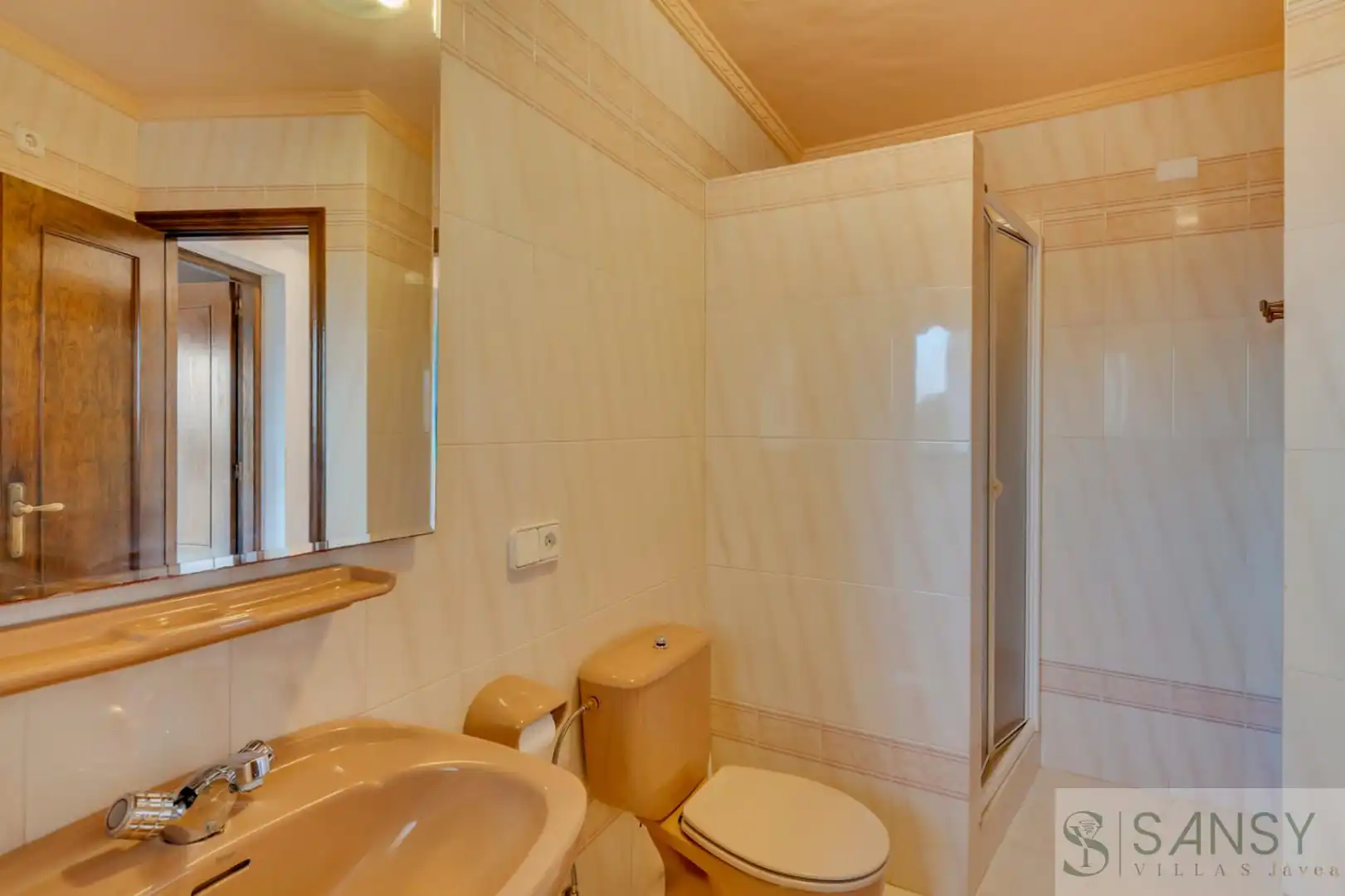Bathroom of Houses for sale in Jávea / Xàbia  with Heating, Terrace and Storage room