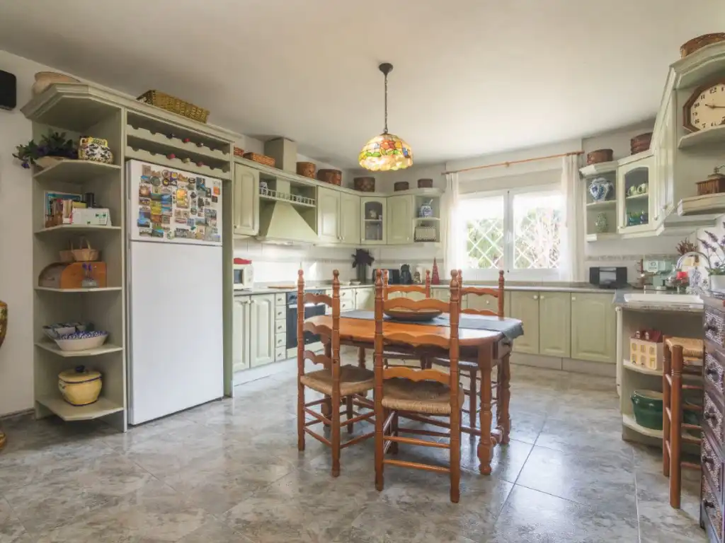 Kitchen of Houses for sale in Elche / Elx  with Air Conditioner, Private garden and Terrace