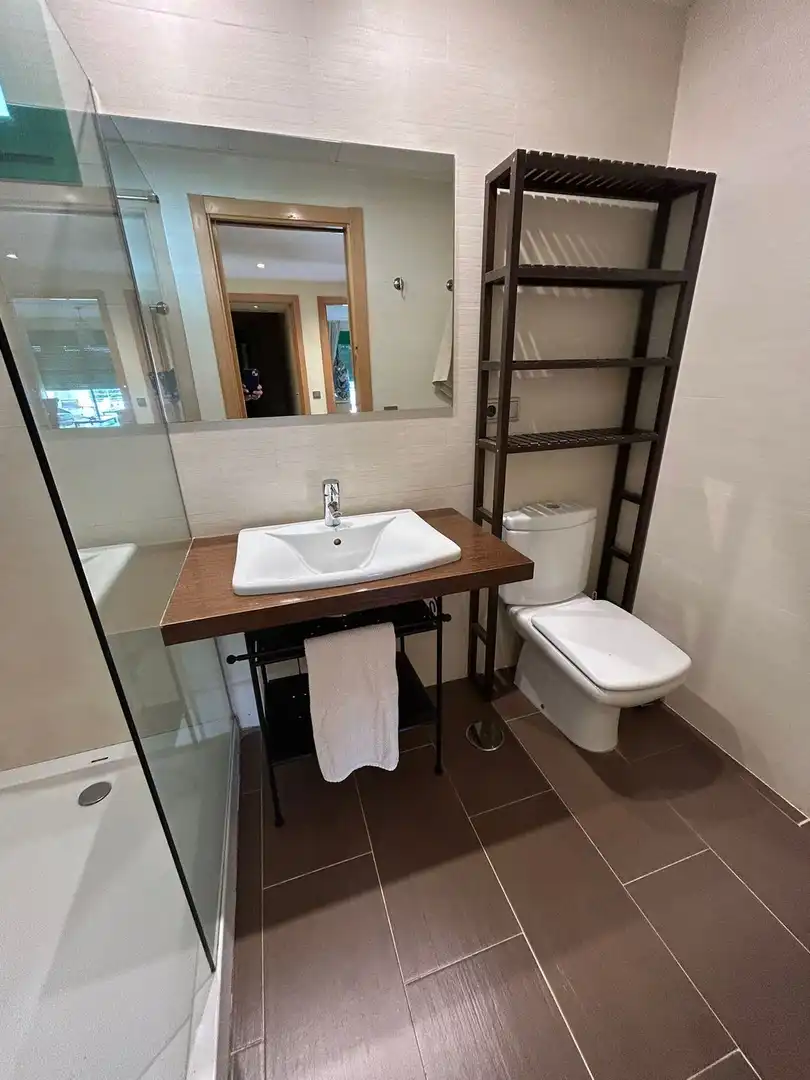 Baño de Apartamento en venta en Benahavís con Aire acondicionado, Terraza y Trastero