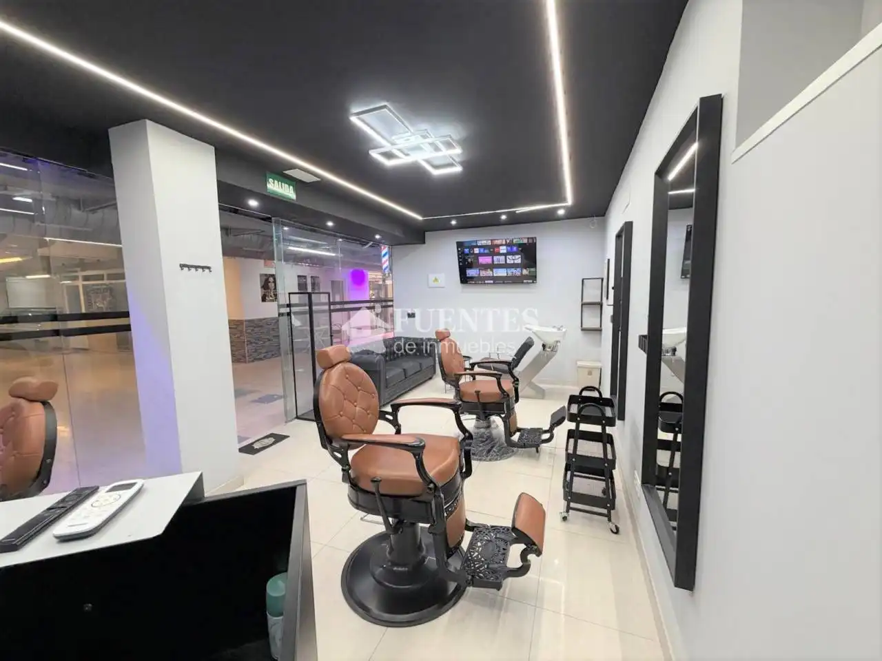 Local comercial en venda a Avenida Padre Esplá, imagen 3