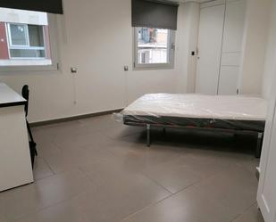 Bedroom of Flat to share in  Valencia Capital  with Furnished