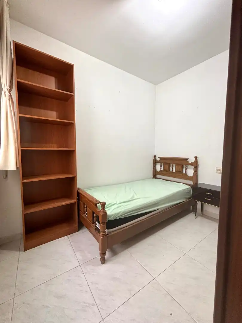 Wohnung zur Miete in Calle Obispo Varela, 2, Miralvalle - Av. Virgen del Puerto - La Data