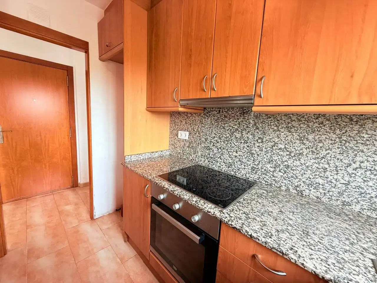 Cuina de Pis en venda en Riells i Viabrea amb Calefacció, Terrassa i Balcó