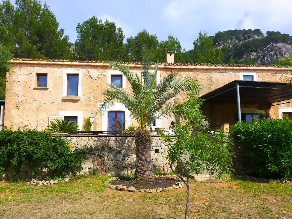Außenansicht von Country house zum Verkauf in Andratx mit Klimaanlage