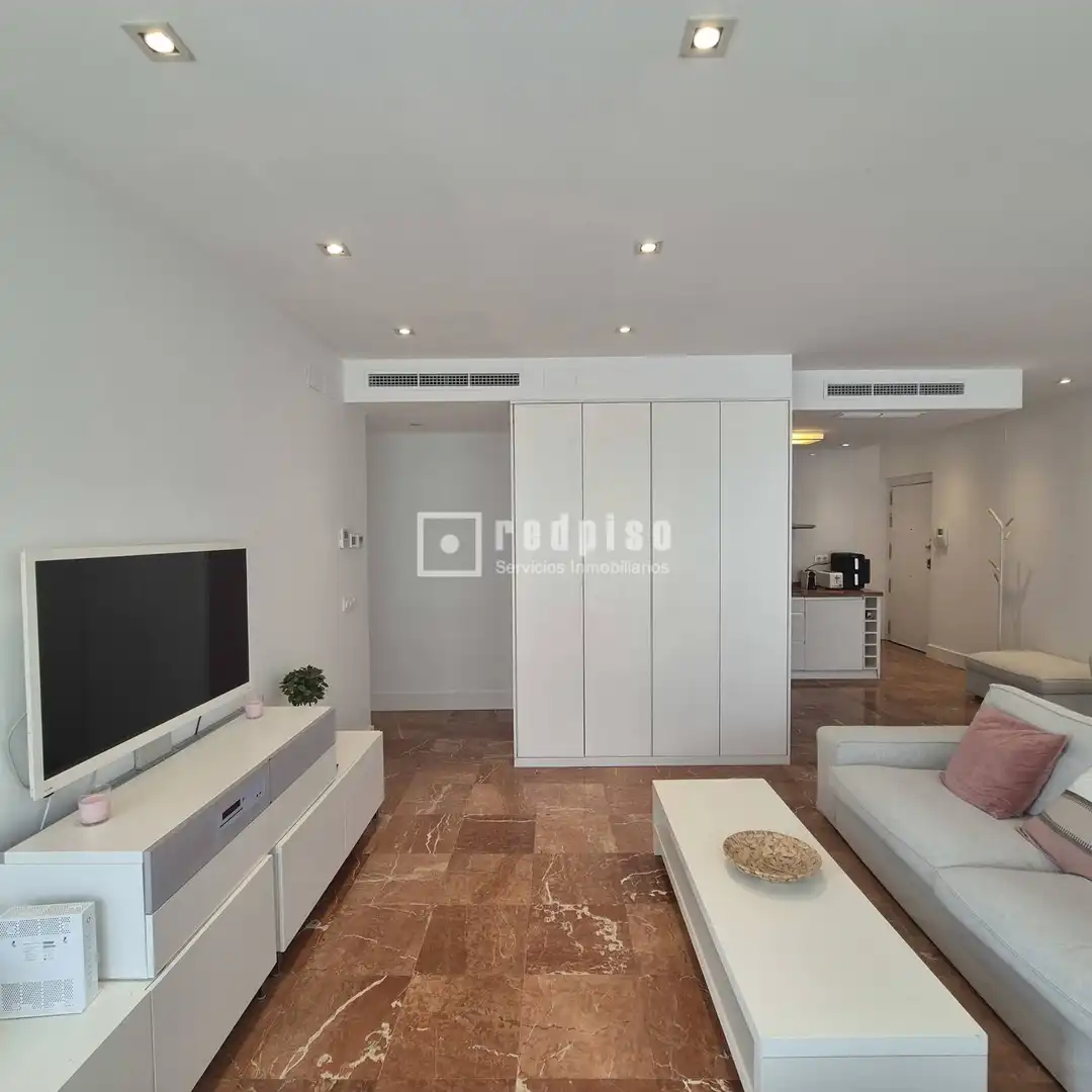 Living room of Flat for rent in Sevilla  with Air Conditioner, Terrace and Storage room