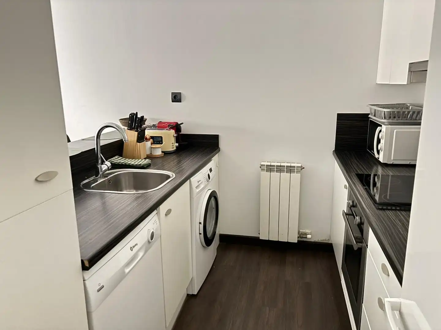 Cocina de Piso de alquiler en Zaragoza con Aire acondicionado, Calefacción y Amueblado
