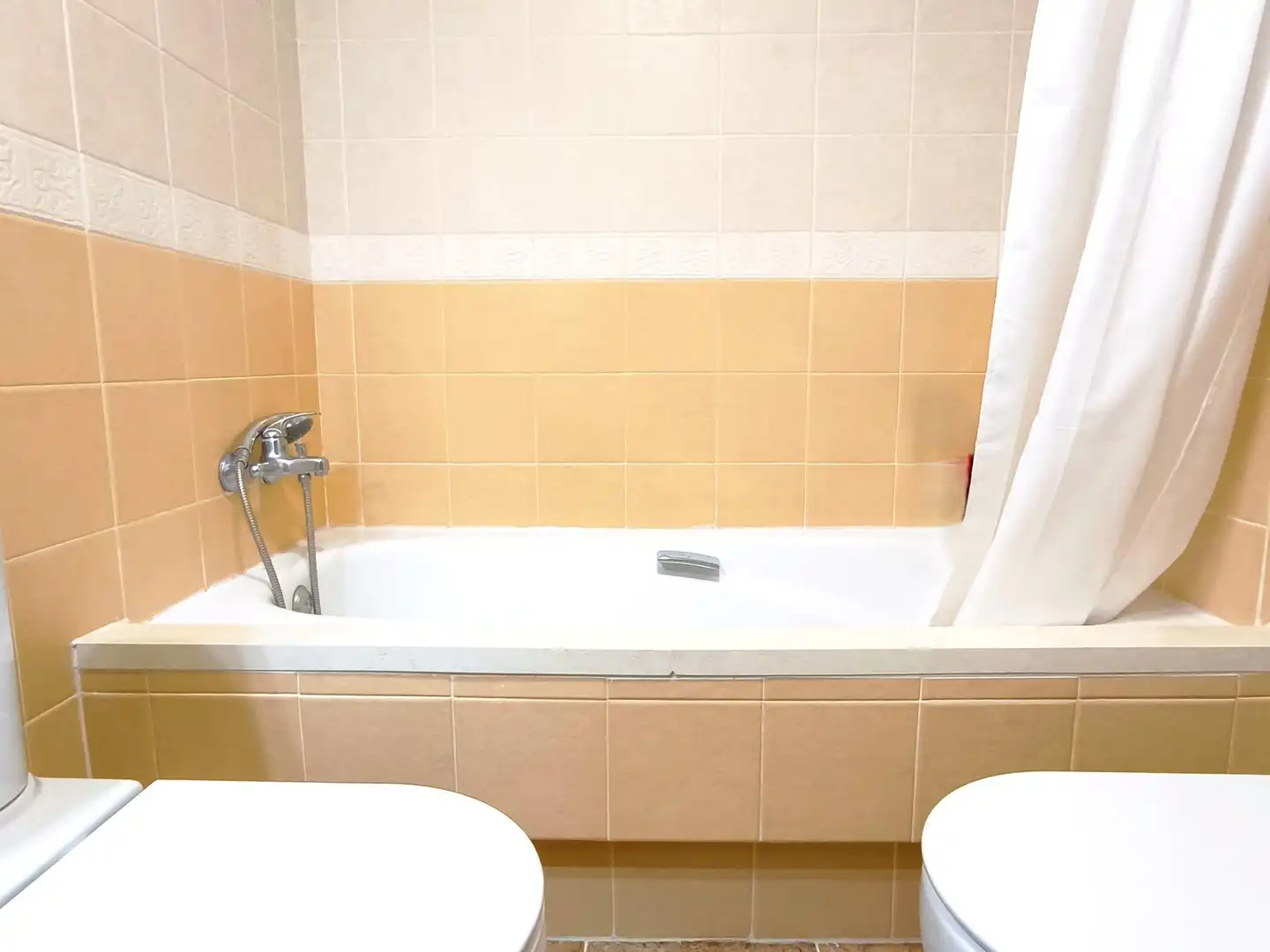 Badezimmer von Wohnungen zum Verkauf in Ayamonte mit Terrasse, Möbliert und Gemeinschaftspool