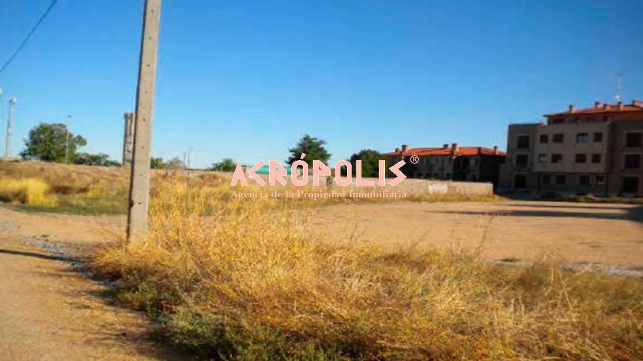Land for sale in Toro