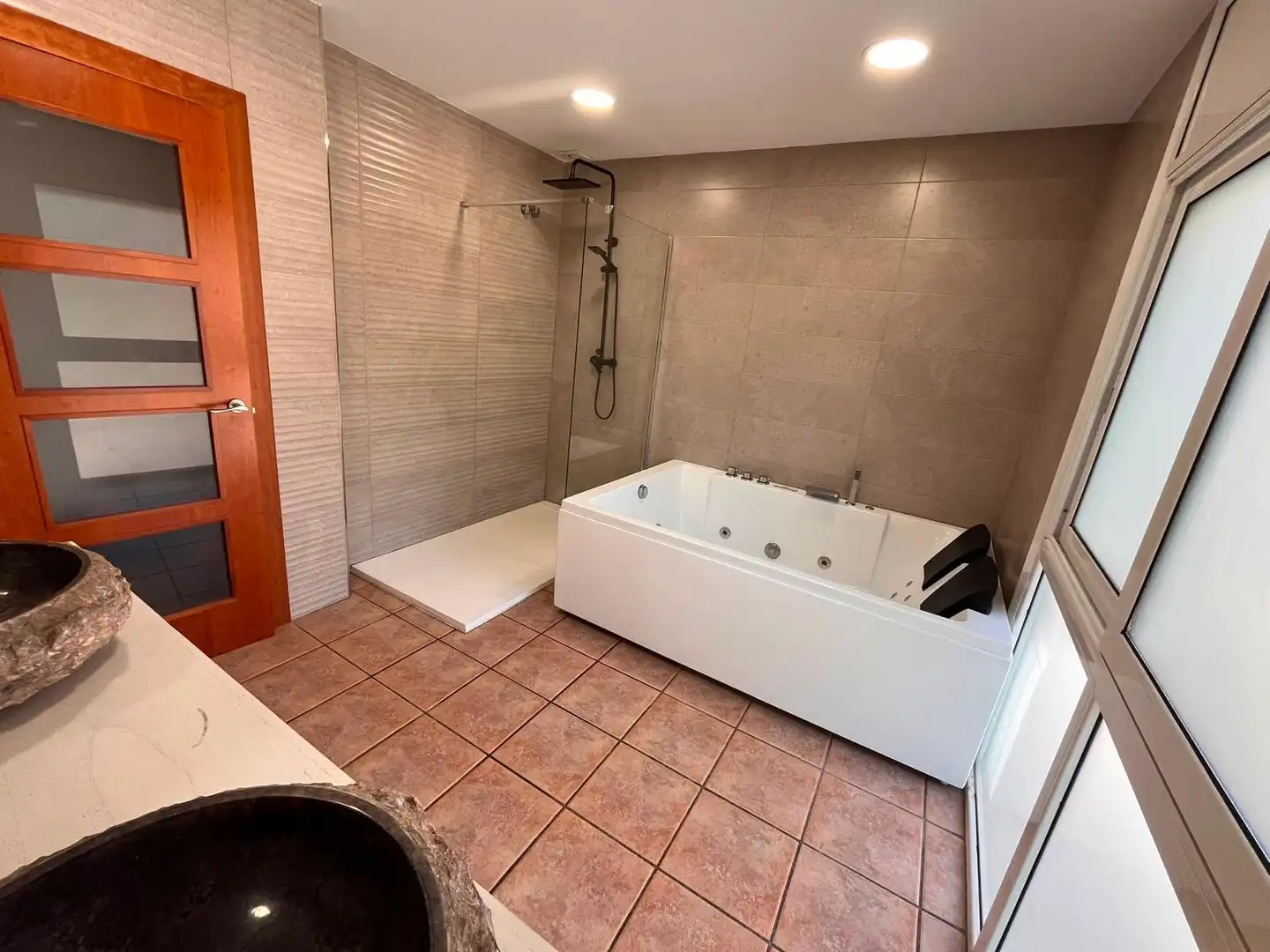 Baño de Casa adosada en venta en Malgrat de Mar con Calefacción, Jardín privado y Terraza