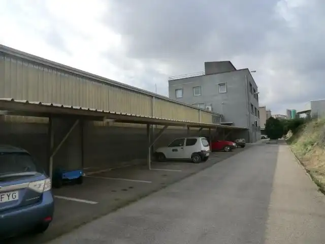 Aparcament de Nau industrial en venda en Torroella de Montgrí