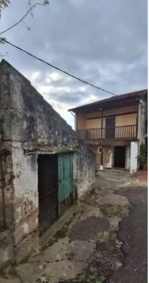 Detached house for sale in Entrambasaguas