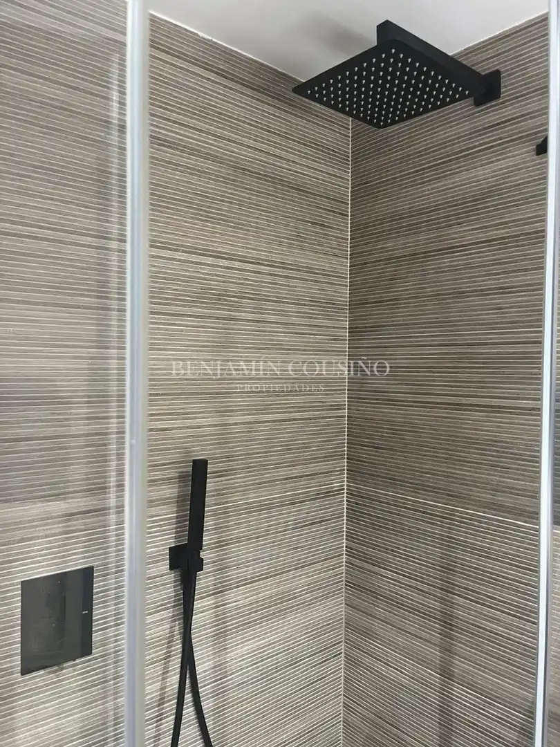 Baño de Piso de alquiler en Madrid con Amueblado