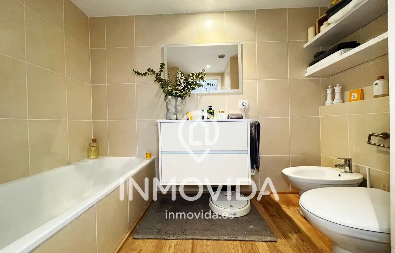 Bany de Àtic en venda en Paiporta amb Aire condicionat, Terrassa i Traster