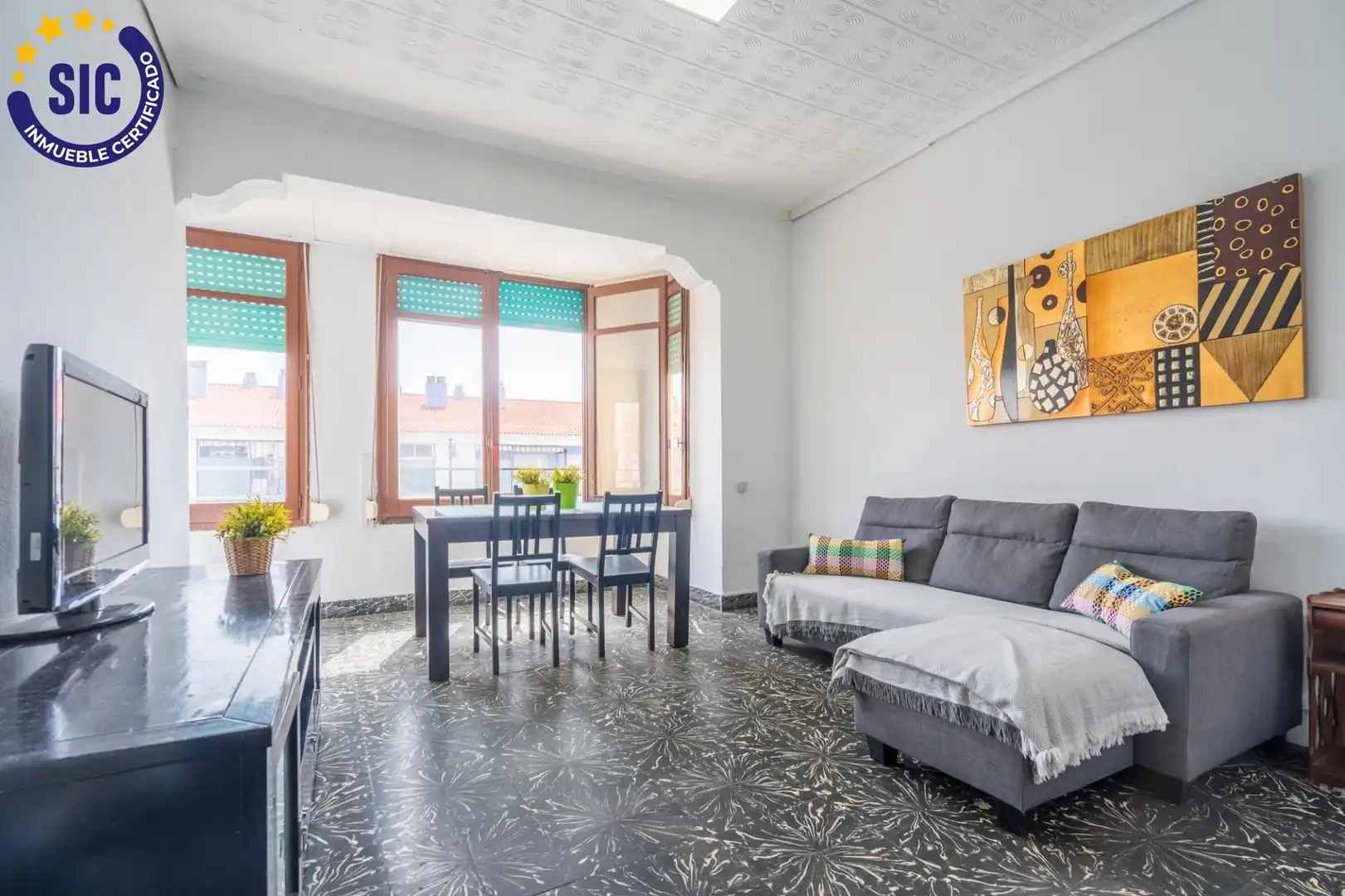Flat with terrace for sale in Calle EUGENIA VIÑES, imagen 2