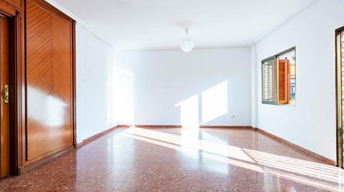 Photo 2 of Flat for sale in Calle de la Cruz, Juzgados, Valencia