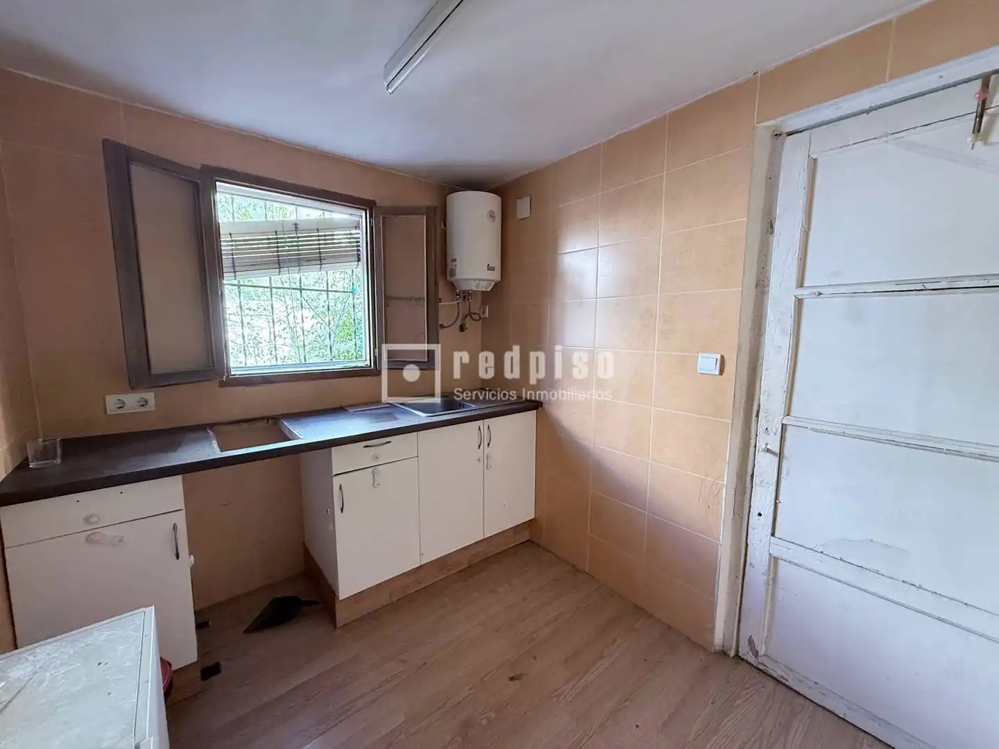 Cuina de Casa o xalet en venda en Madrid