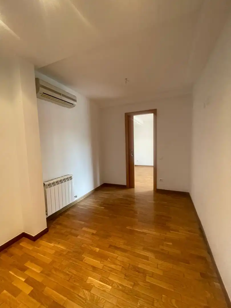 Piso en venta en Rubí con Aire acondicionado, Calefacción y Balcón