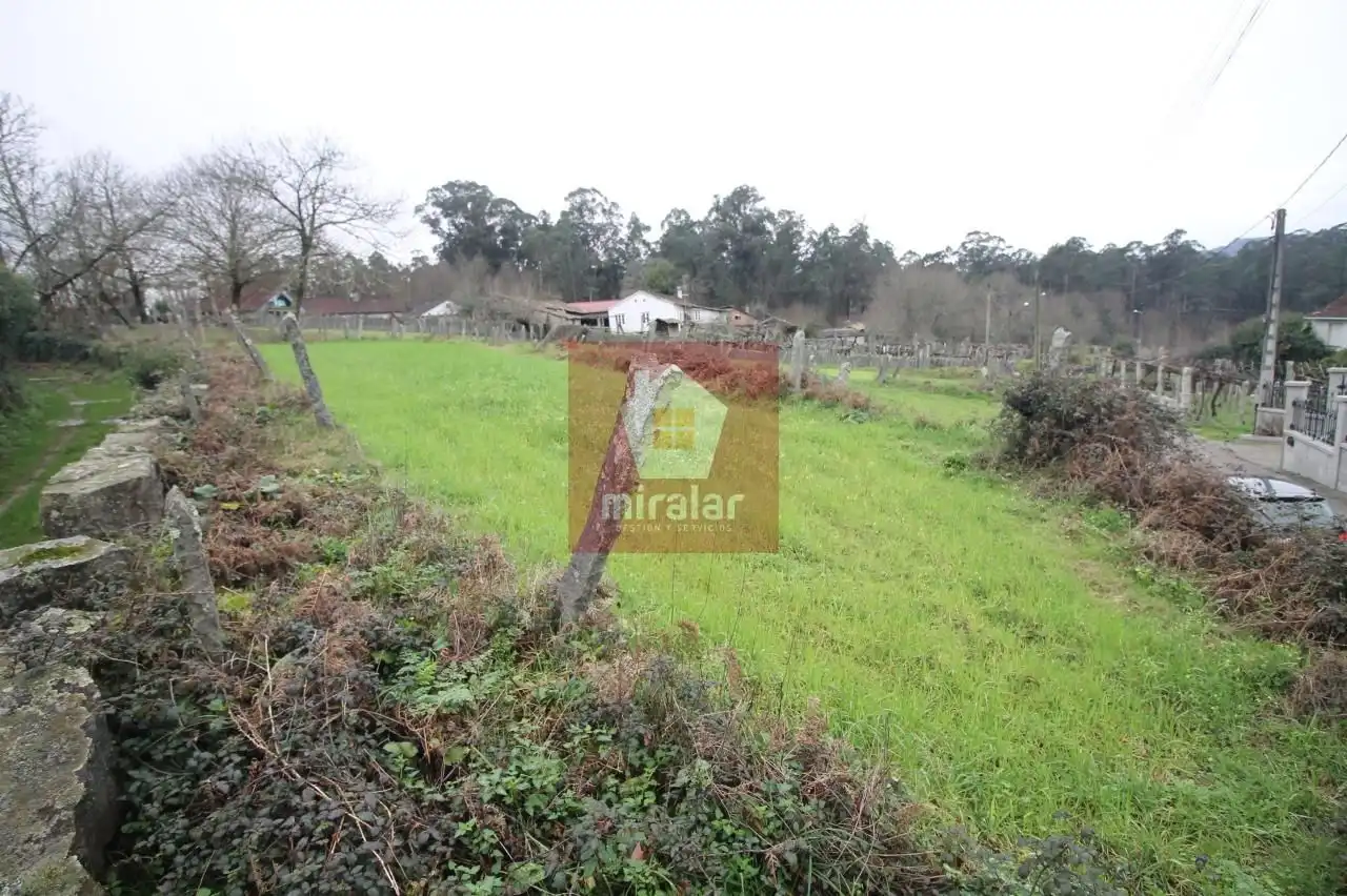 Terreny residencial en venda a Salvaterra de Miño, imagen 2