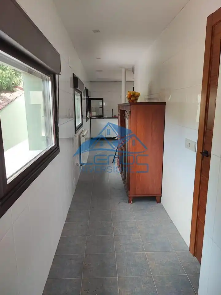 Houses for sale in Candamo  with Air Conditioner, Private garden and Terrace