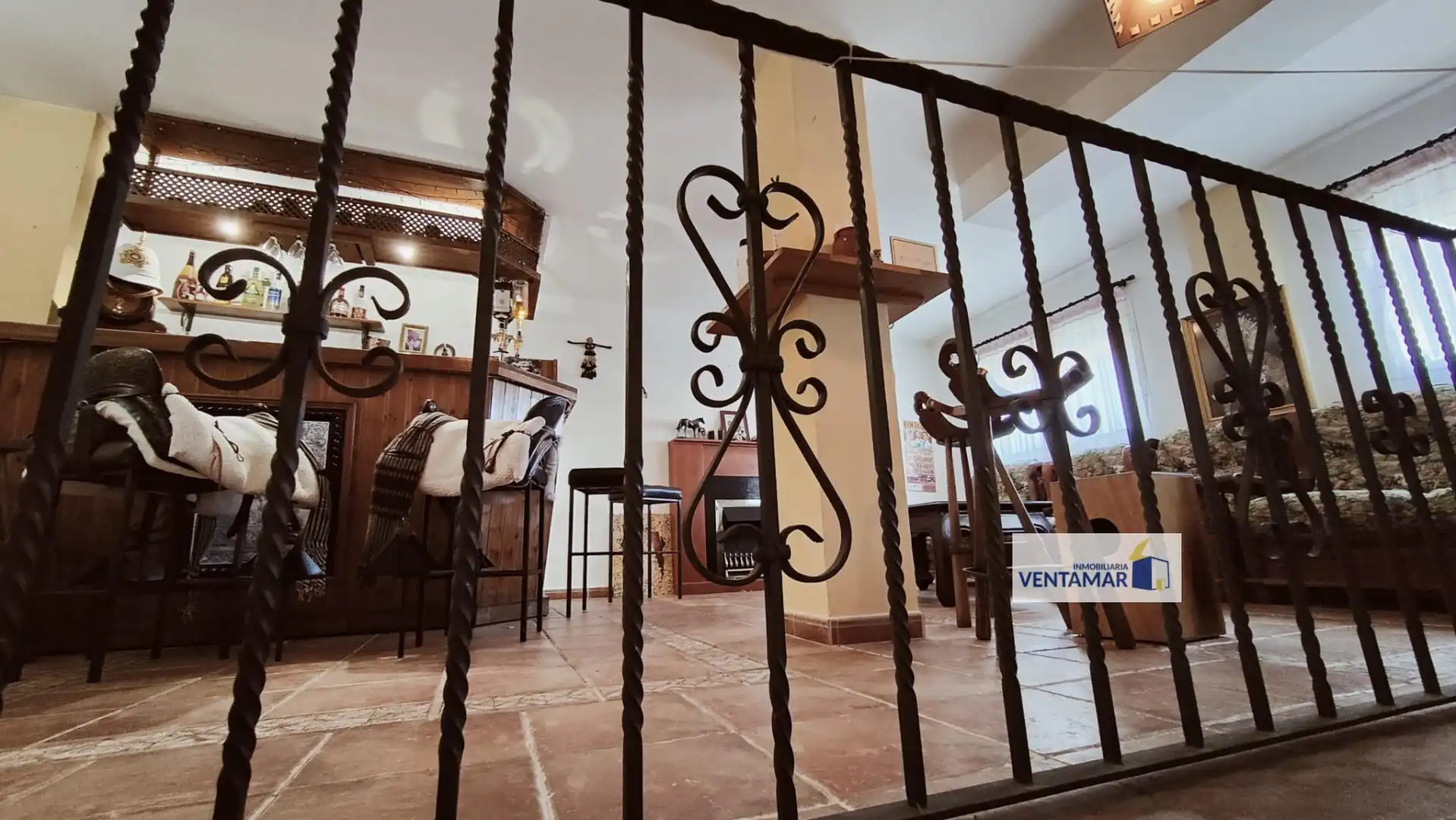 Houses for sale in San Roque  with Air Conditioner, Heating and Terrace