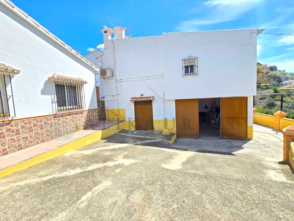 Vista exterior de Casa o chalet en venta en Álora con Jardín privado