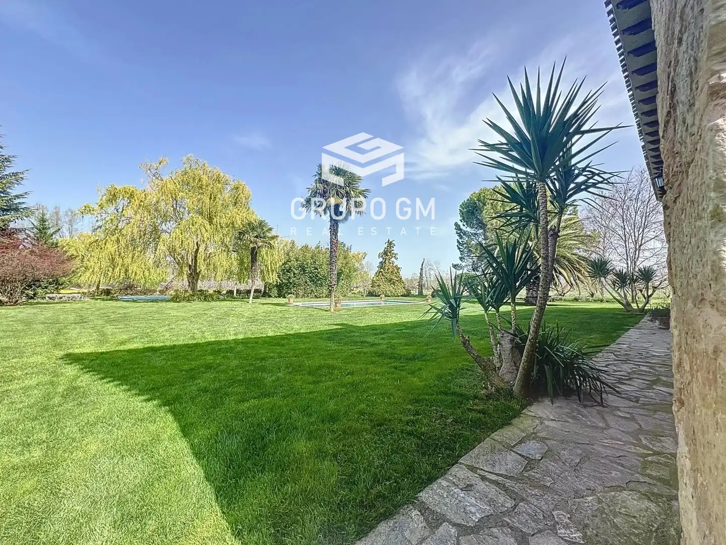 Garden of Houses for sale in  Logroño  with Terrace, Storage room and Swimming Pool