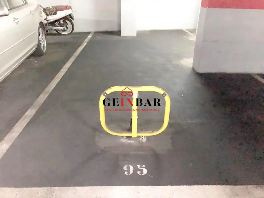 Parkplatz zum Verkauf in Calle VIA AUGUSTA 253, imagen 2