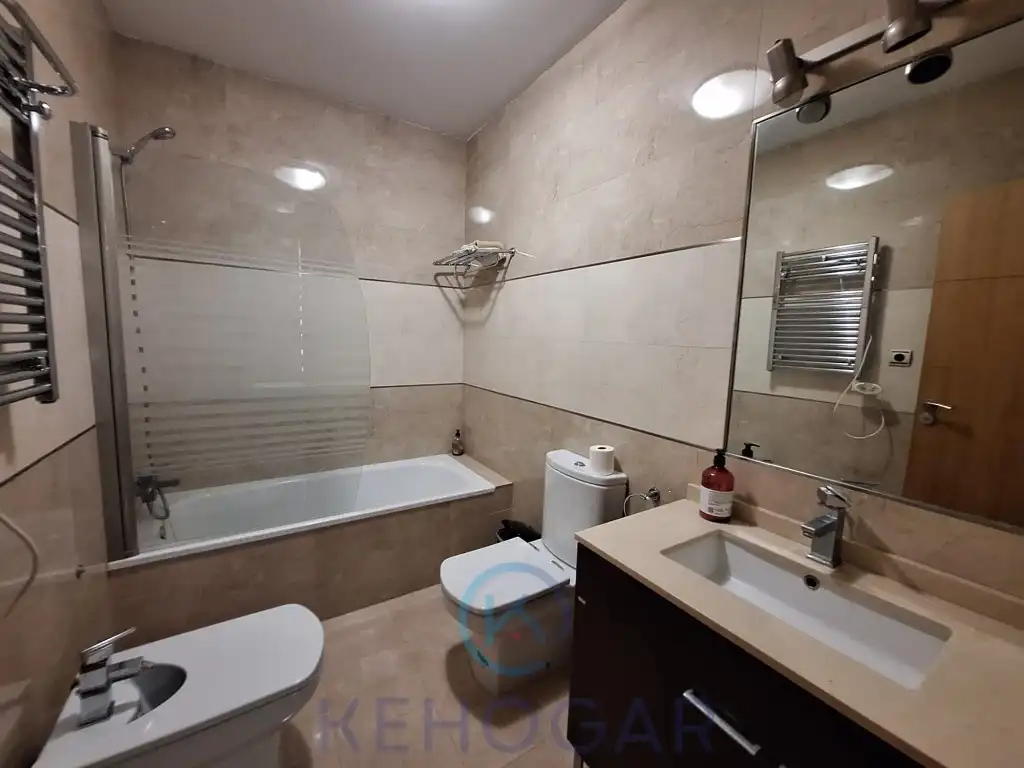 Bathroom of Flat for sale in Dos Hermanas