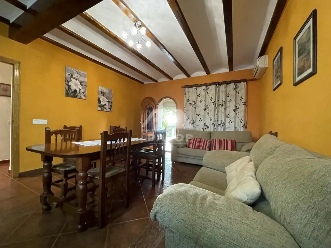 Sala de estar de Finca rústica en venta en La Pobla Llarga con Aire acondicionado, Jardín privado y Terraza