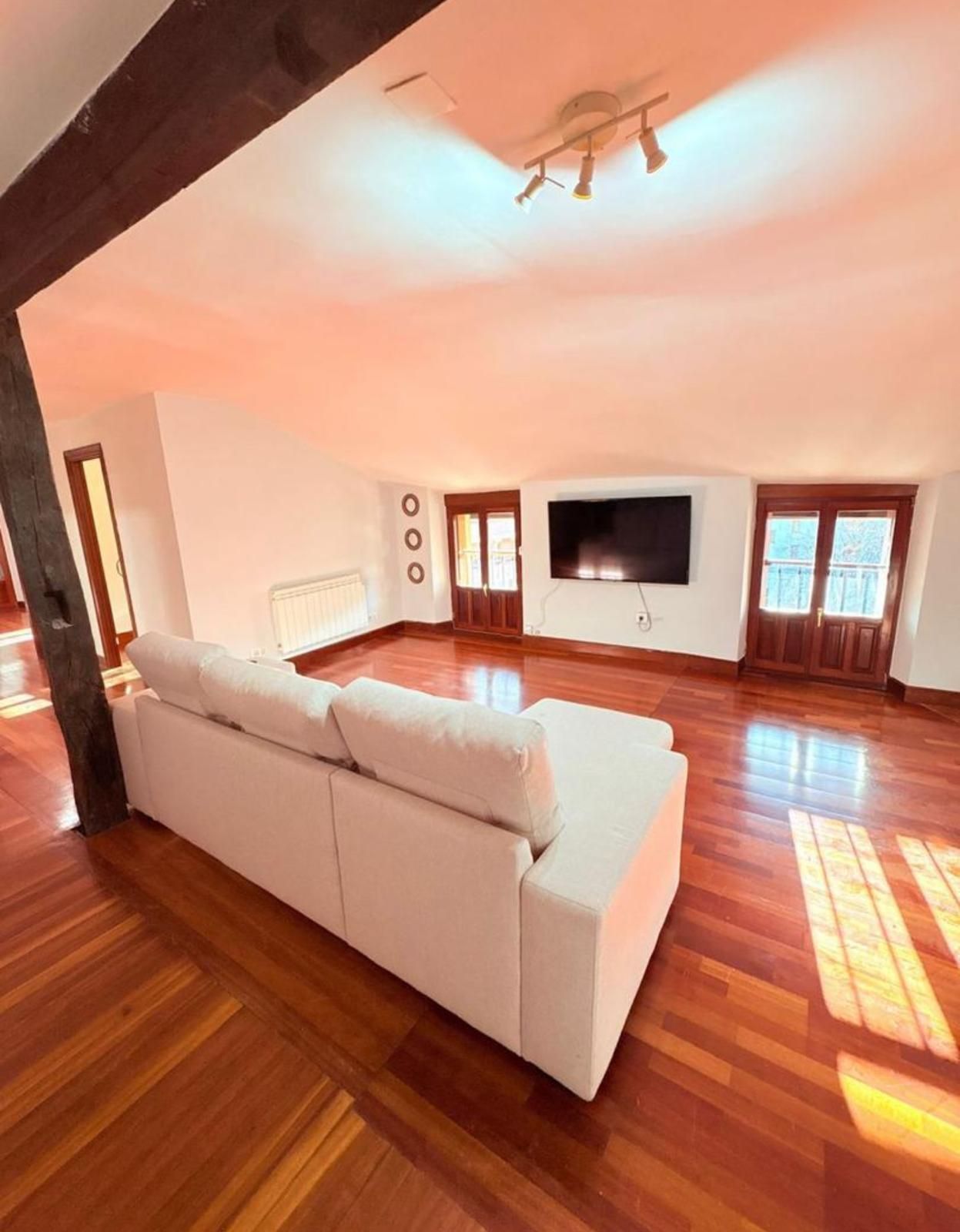 Sala de estar de Piso en venta en Balmaseda con Calefacción y Trastero