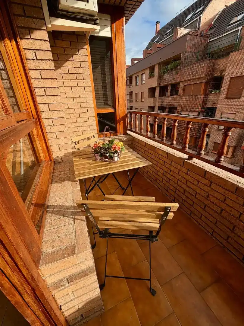 Terrasse von Wohnung zur Miete in Siero mit Klimaanlage
