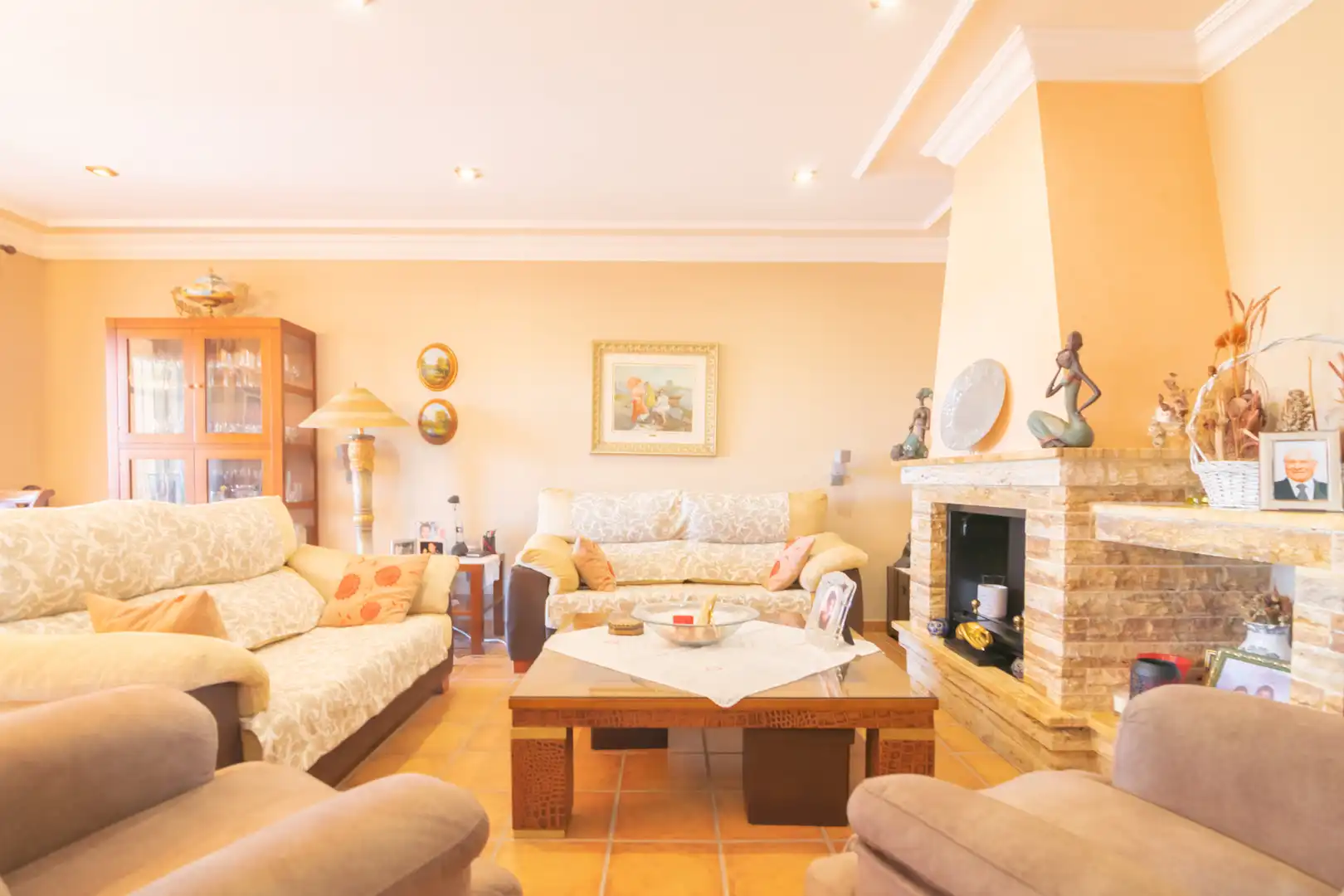 Chalet con piscina en venta en Pueblo - Urbanizaciones, imagen 3