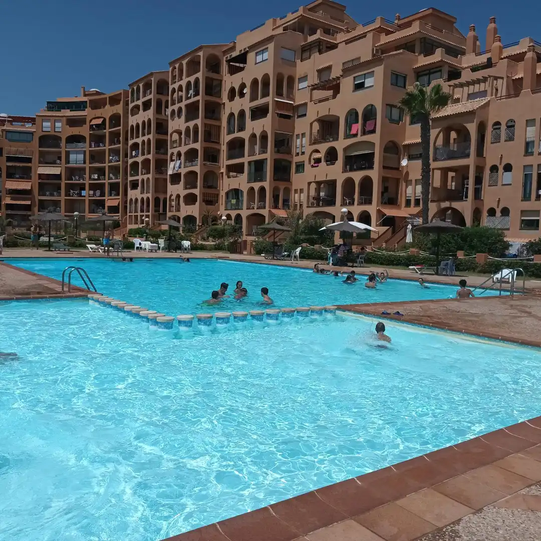 Piscina de Pis de lloguer en Cartagena amb Aire condicionat, Moblat i Forn