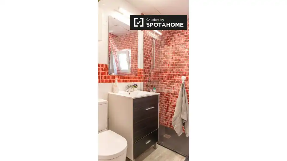Baño de Piso de alquiler en Madrid con Aire acondicionado, Calefacción y Amueblado