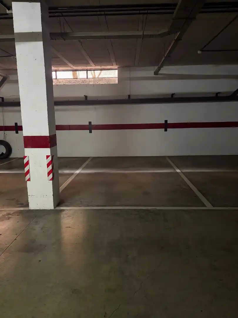 Parking de Piso en venta en Sevilla