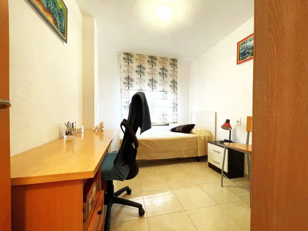 Bedroom of Flat for sale in Benicasim / Benicàssim  with Air Conditioner, Oven and Washing machine