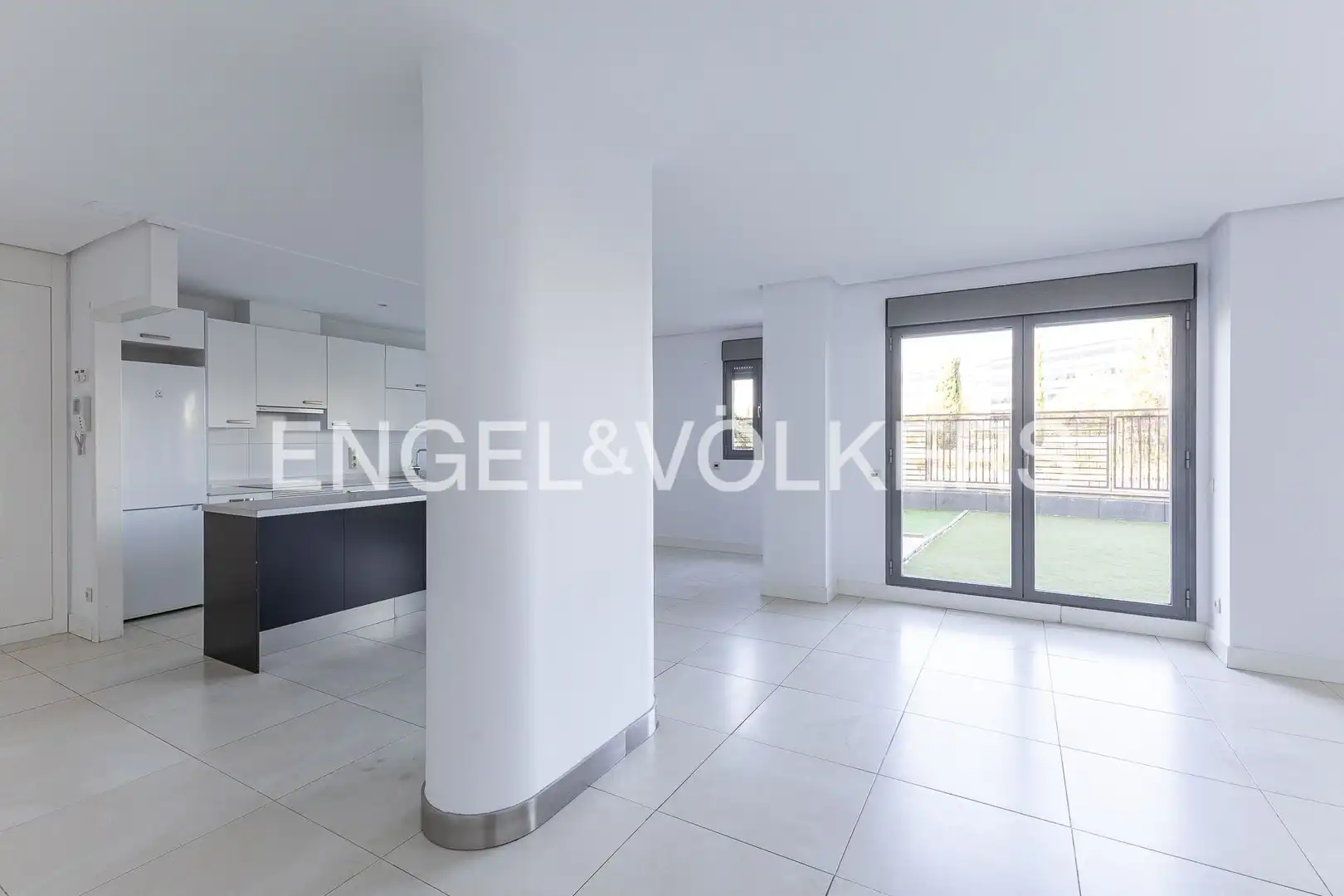 Piso en venta en Madrid con Aire acondicionado, Calefacción y Jardín privado
