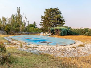 Villa con piscina in vendita a Polígono  Parcela  EL SEÑORITO. SIERRA DE FUENTES (CÁCERES)