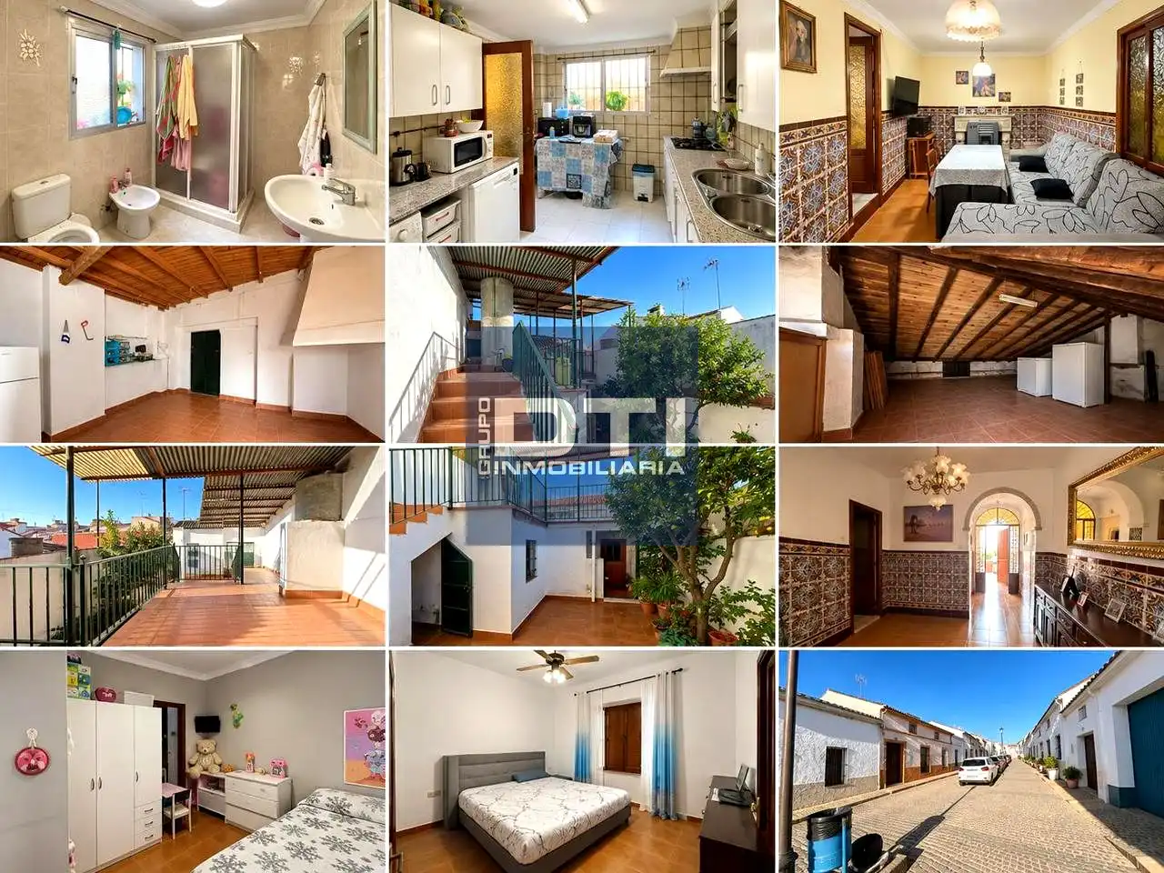 Exterior view of Flat for sale in Cala  with Air Conditioner and Furnished