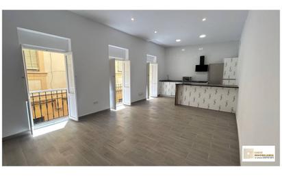 Flat for sale in  Cádiz Capital  with Furnished and Balcony