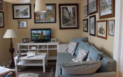 Sala d'estar de Pis en venda en Valdés - Luarca amb Terrassa