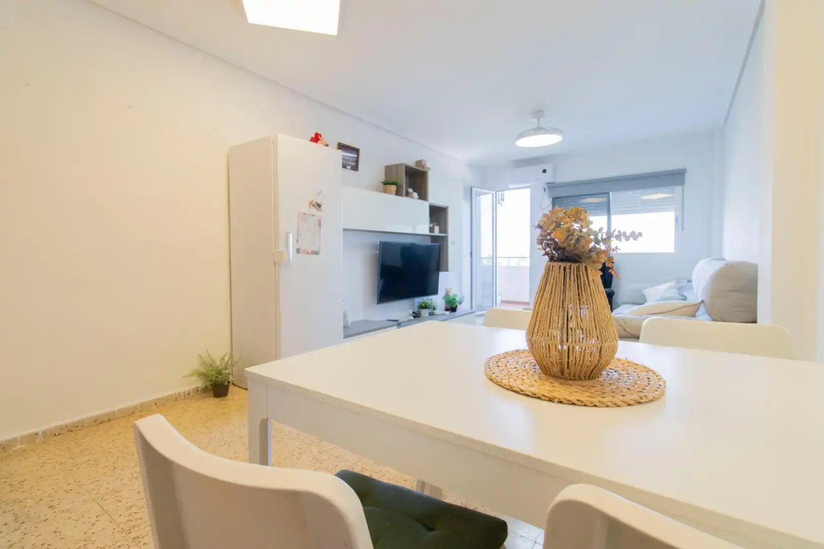 Sala de estar de Piso en venta en Valencia con Aire acondicionado, Trastero y Balcón