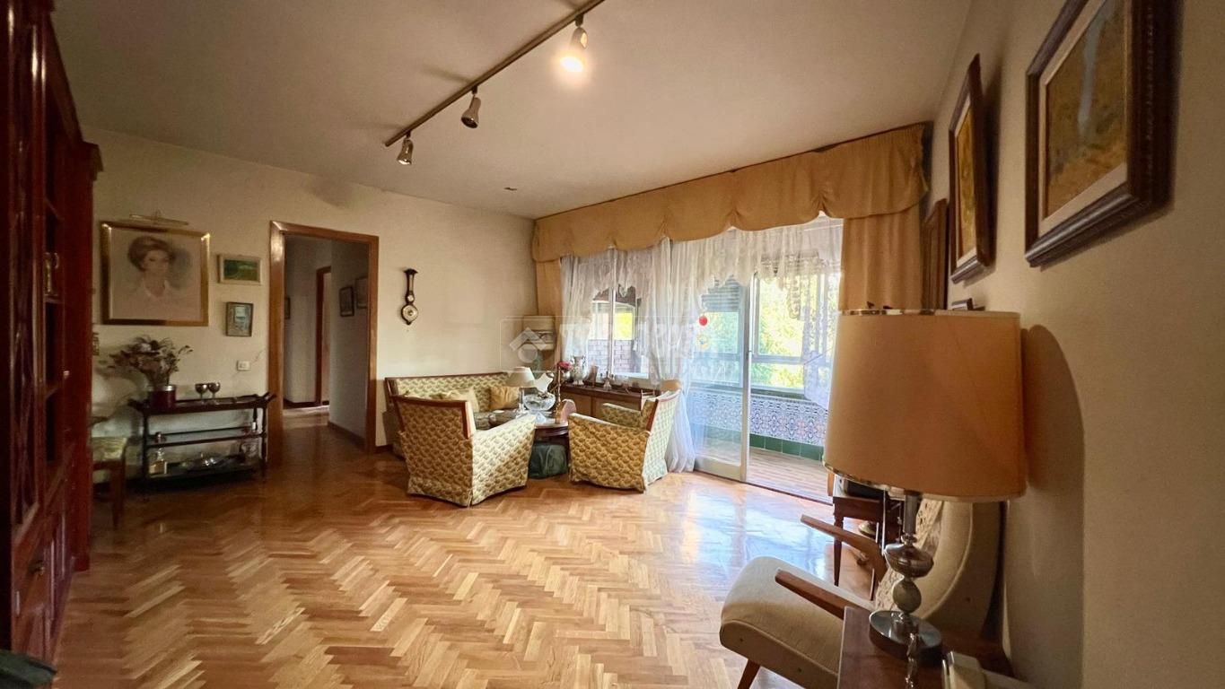 Sala d'estar de Pis en venda en  Madrid Capital amb Aire condicionat, Calefacció i Parquet
